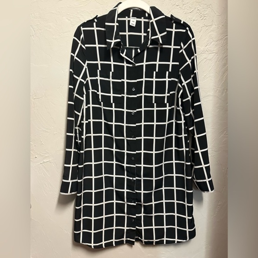 Old Navy Black and White Check Button Up Dress - size small